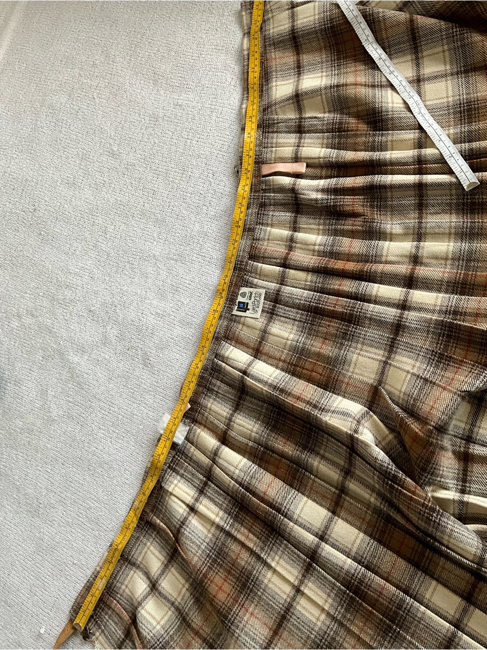 Vintage Laird-Portch Scotland Pure Wool Tartan Kilt Skirt Plaid Midi 6 - Picture 10 of 12